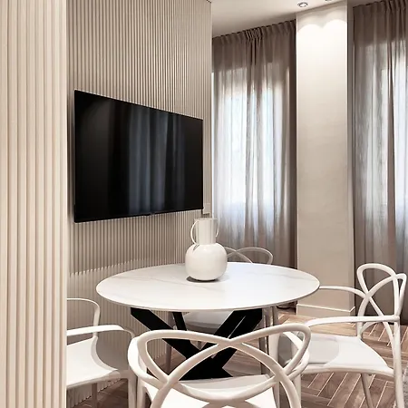 Yls Luxury Suites 2 Milan Exterior photo